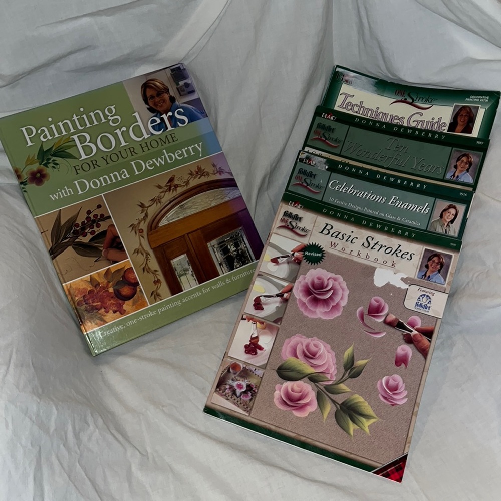 Donna Dewberry;  Plaid FolkArt one Stroke books, 1 hardback Painting Boarders